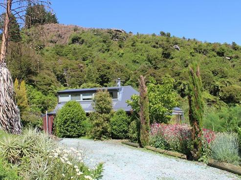 95 Upper Rocklands Road, Takaka
