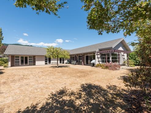 15 Aratia Way, Richmond