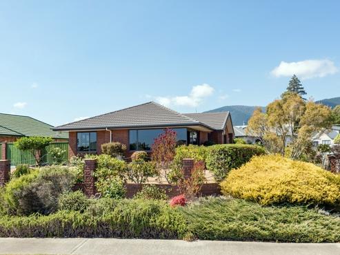 1 Caroline Place, Stoke