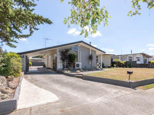 15 Pinedale Parade, Milson
