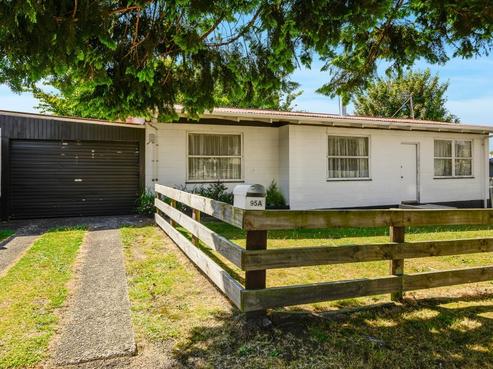 95A Edmund Road, Mangakakahi