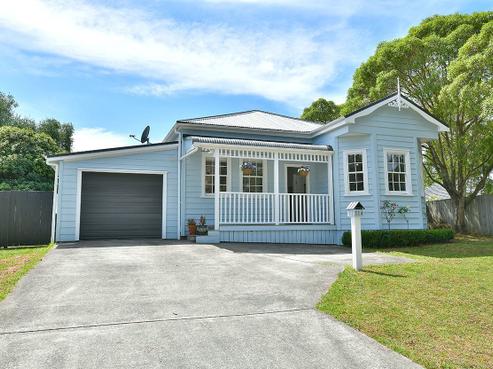 114 Awaroa Road, Helensville
