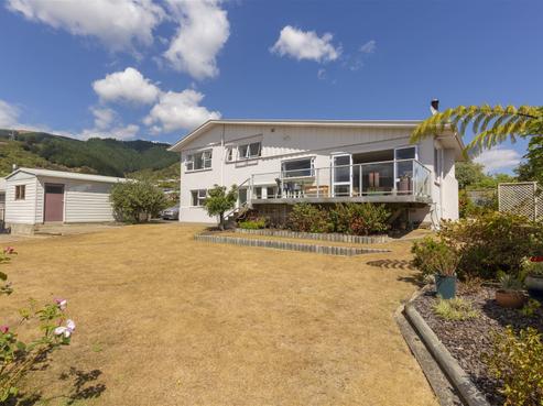 11A Kingsley Place, Richmond