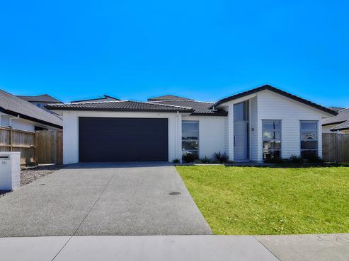 105 Colonial Drive, Silverdale