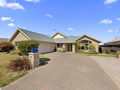 25 Friesian Place, Grandview Heights