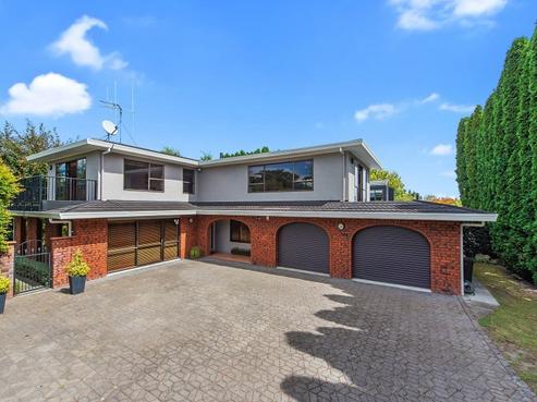 32 Cooper Place, Chedworth
