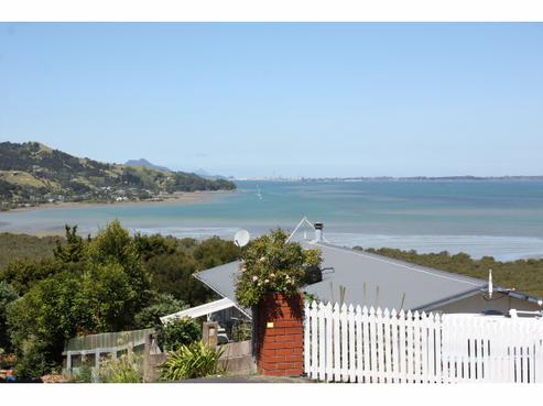 12 Harbour View Road, Onerahi