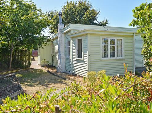 53 Strasbourge Street, Martinborough