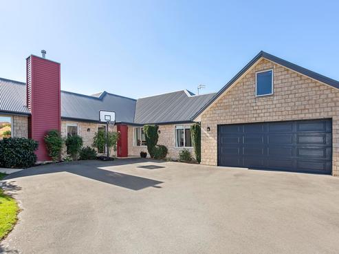 8 Matthew Place, Aidanfield