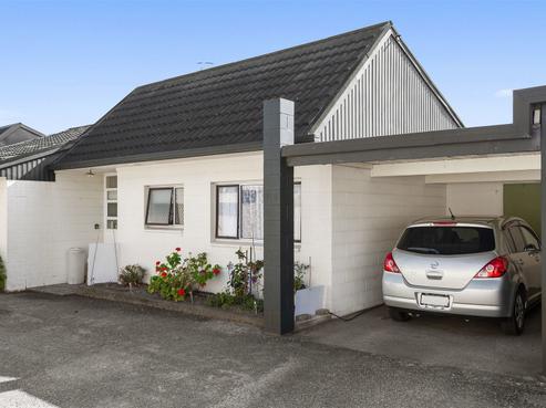 2/139 Heuheu Street, Taupo