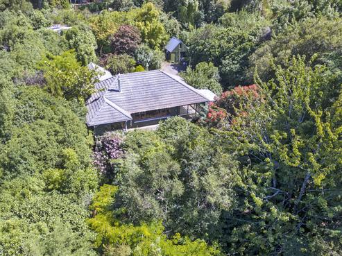 2 Main Road, Governors Bay