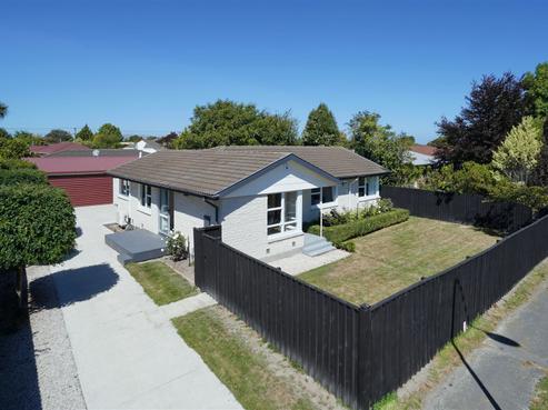 72 Sapphire Street, Casebrook