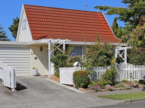 2 Mangarau Crescent, Havelock North