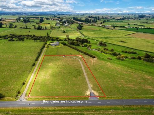 56 Lyons Road, Mangatawhiri