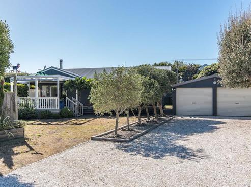 6 Marram Way, Peka Peka