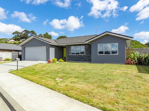 103 Riverstone Drive, Riverstone Terraces