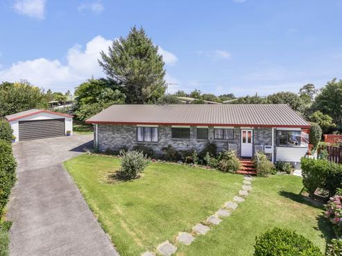 6 Riverside Drive, Waiuku