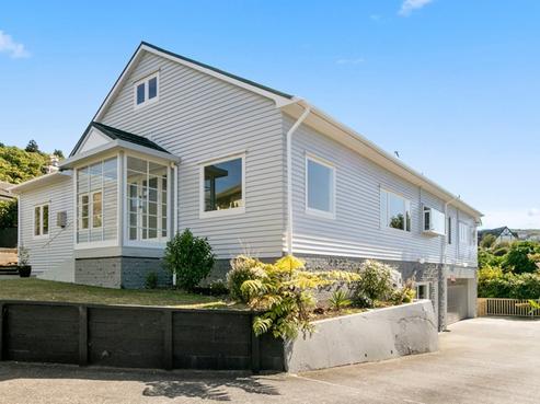 18 Stanhope Grove, Korokoro