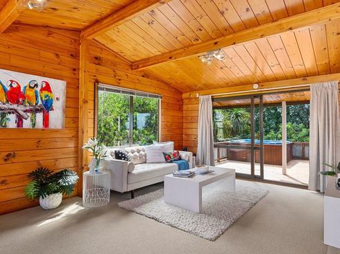 156 Oaktree Avenue, Browns Bay