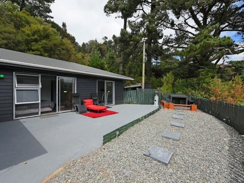 198A Eastern Hutt Road, Taita