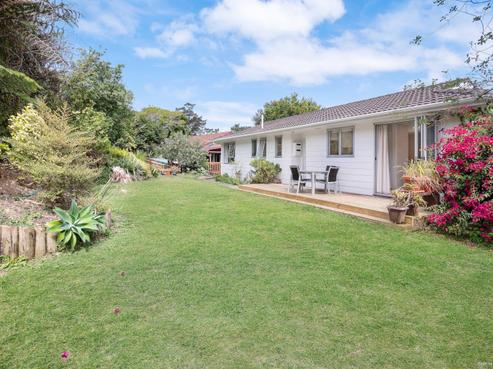 2/32 Wilkinson Way, Browns Bay