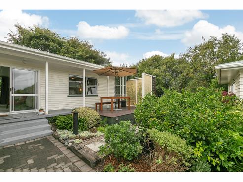 805 State Highway 16, Waimauku