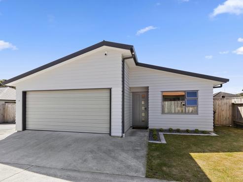 10 Poppy Watts Grove, Stokes Valley
