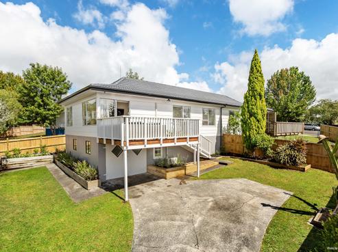18 Flaxdale Street, Birkdale