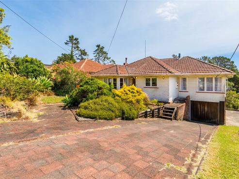 205 Titirangi Road, Titirangi