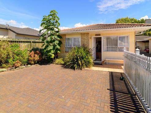 3D Lightheart Street, Glenholme