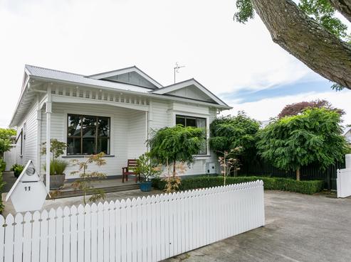 11 Mcdonald Street, Napier South