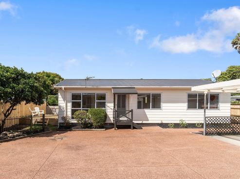 2/25 Kervil Avenue, Te Atatu Peninsula