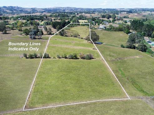 843 Runciman Road, Runciman