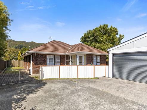 142A Waiwhetu Road, Waterloo