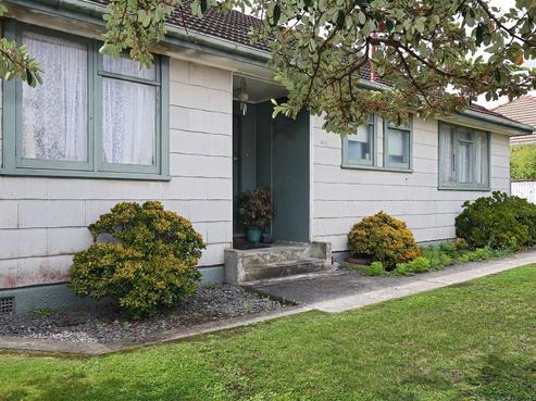 1002 Hood Street, Mayfair