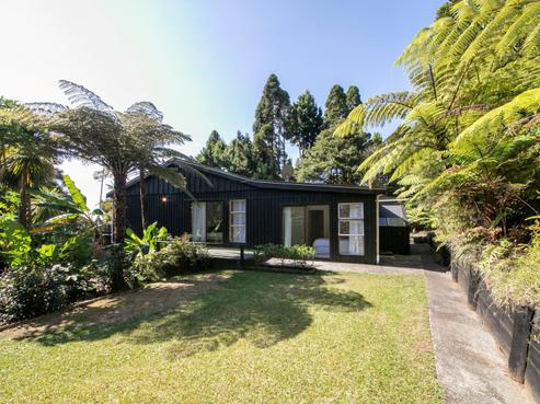 11 Kopiko Road, Titirangi