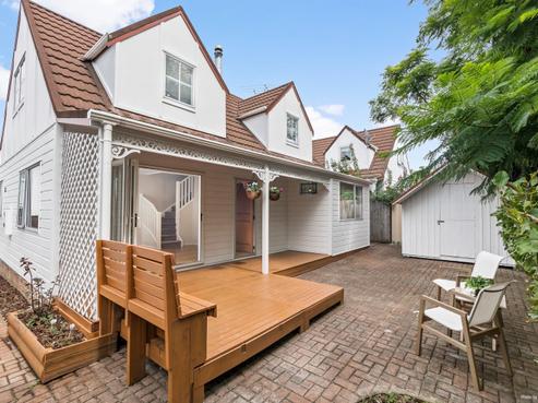 2/35 Atkin Avenue, Mission Bay