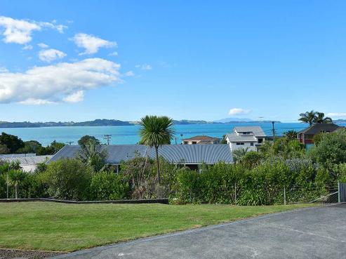 29 Deerness Crescent, Algies Bay