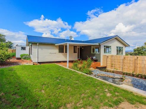 16 Hueglow Rise, West Harbour
