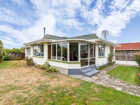 17 Omega Place, Casebrook