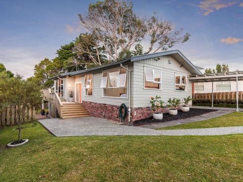 31 Caronia Crescent, Lynfield