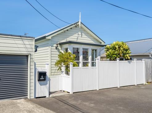 16 Oriental Street, Petone