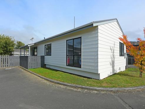2/264 Fergusson Drive, Heretaunga