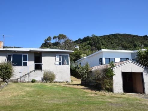 54 Pilcher Avenue, Bluff