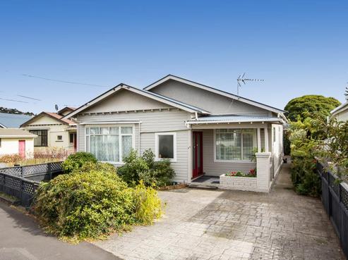 24 Hargest Crescent, Saint Kilda