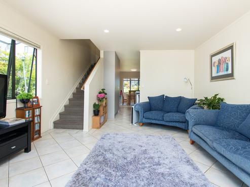 9/8 Flynn Street, Birkdale