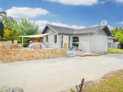 100 Molyneux Avenue, Cromwell