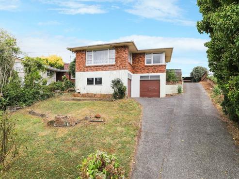 12 Jennifer Place, Chartwell