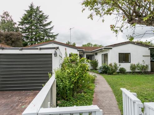 33 Plassey Street, Havelock North