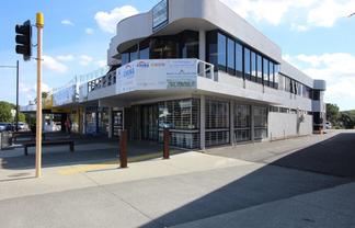 New Lynn, Retail\/Offices.